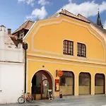 Pohadka 게스트하우스 Třeboň